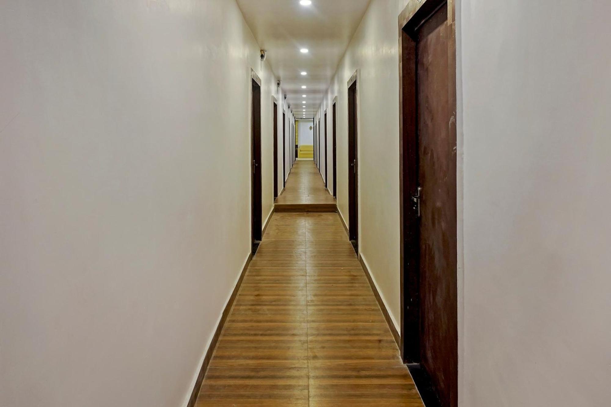 Collection O Gauri Shree Hotel Bhopal Exterior foto